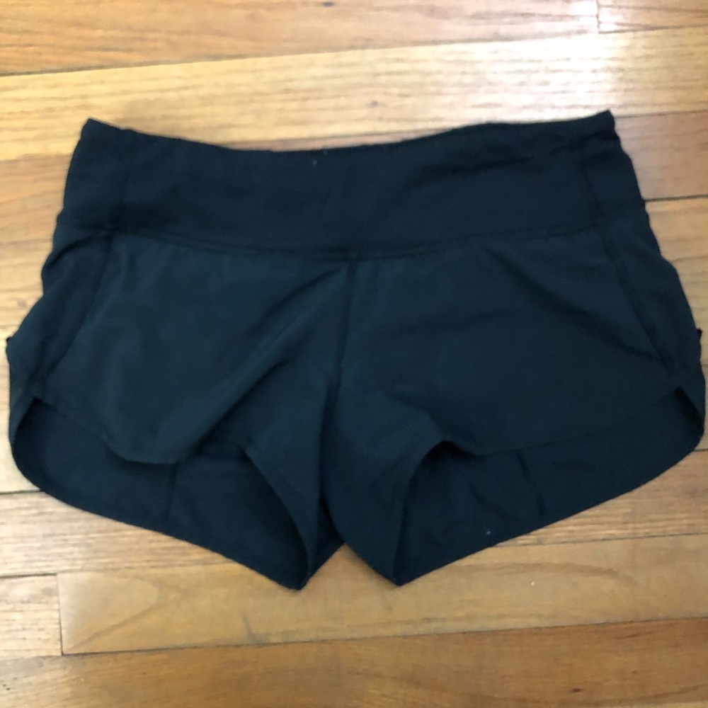 Lululemon Size 4 Speed Up Shorts